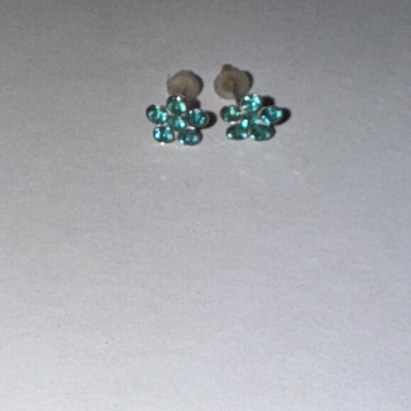 7mm Aqua Blue Flower Cz And Sterling Post Earrings - Picture 15 of 15